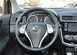 Nissan Tiida Hatchback: Фото 2