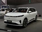 Dongfeng eπ008
