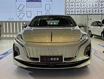 Hongqi E-QM5: Фото 2
