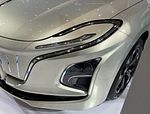 Hongqi E-QM5