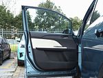 Venucia VX6